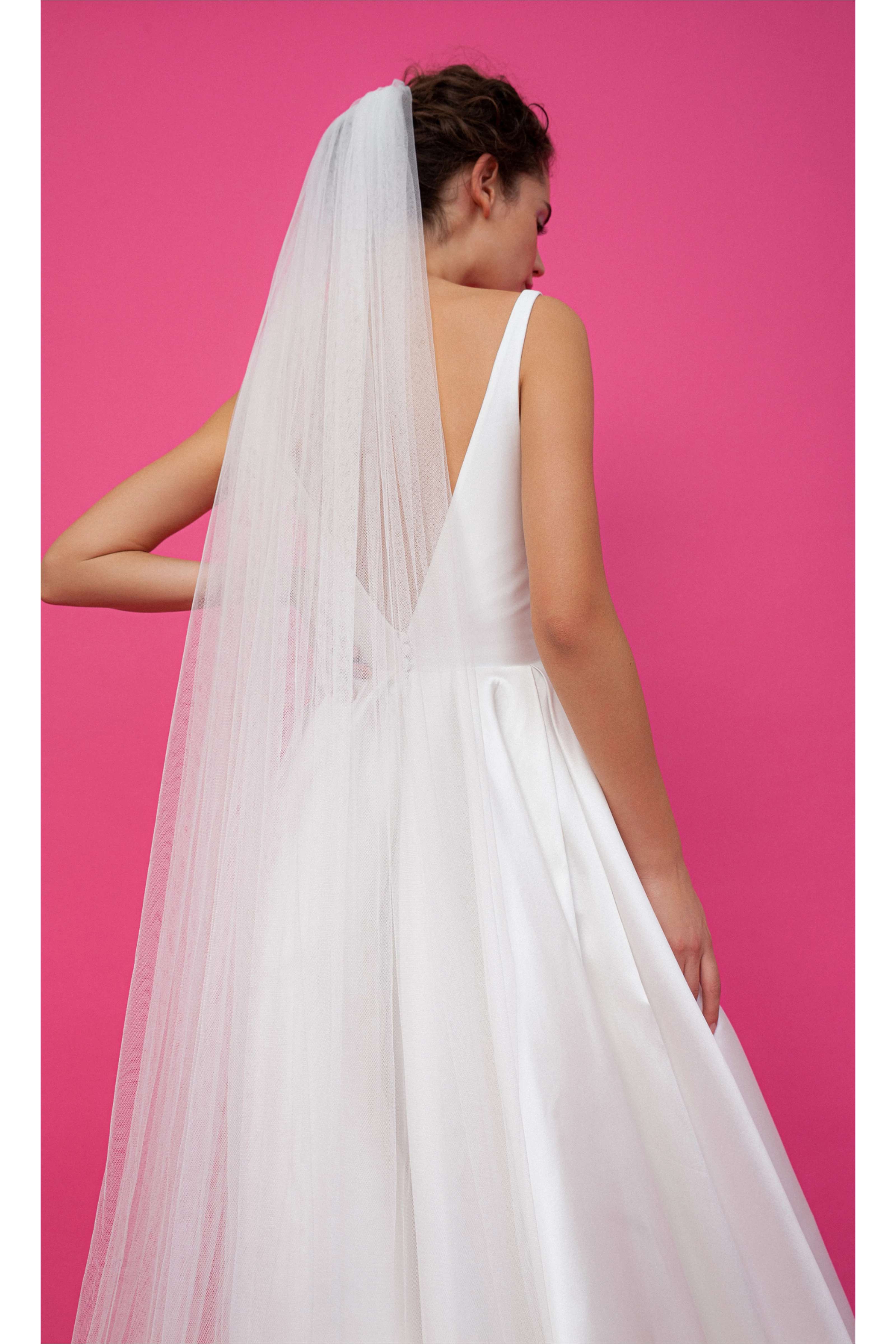 Long soft tulle veil with a comb