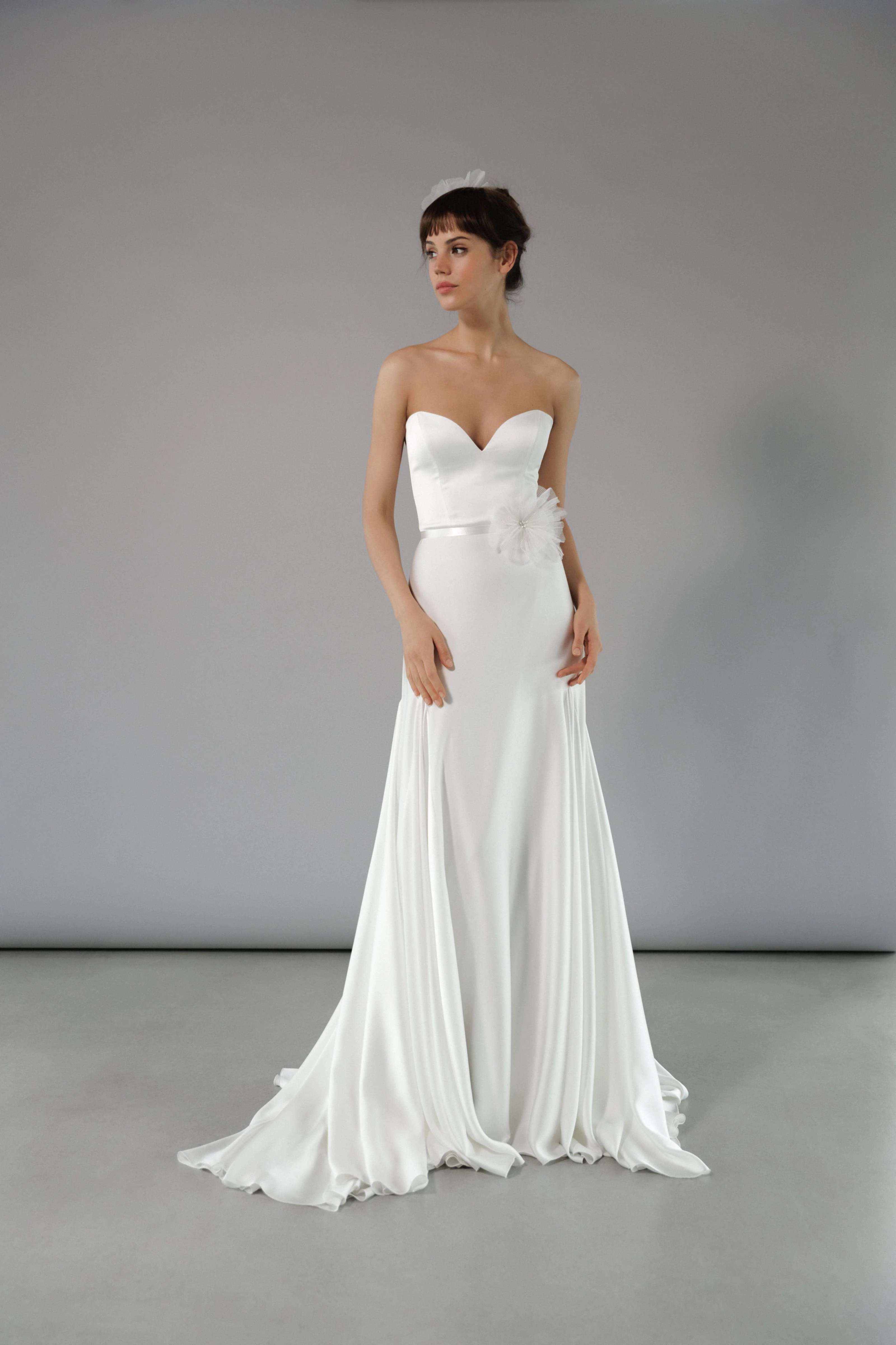 Pleated tulle floral satin belt