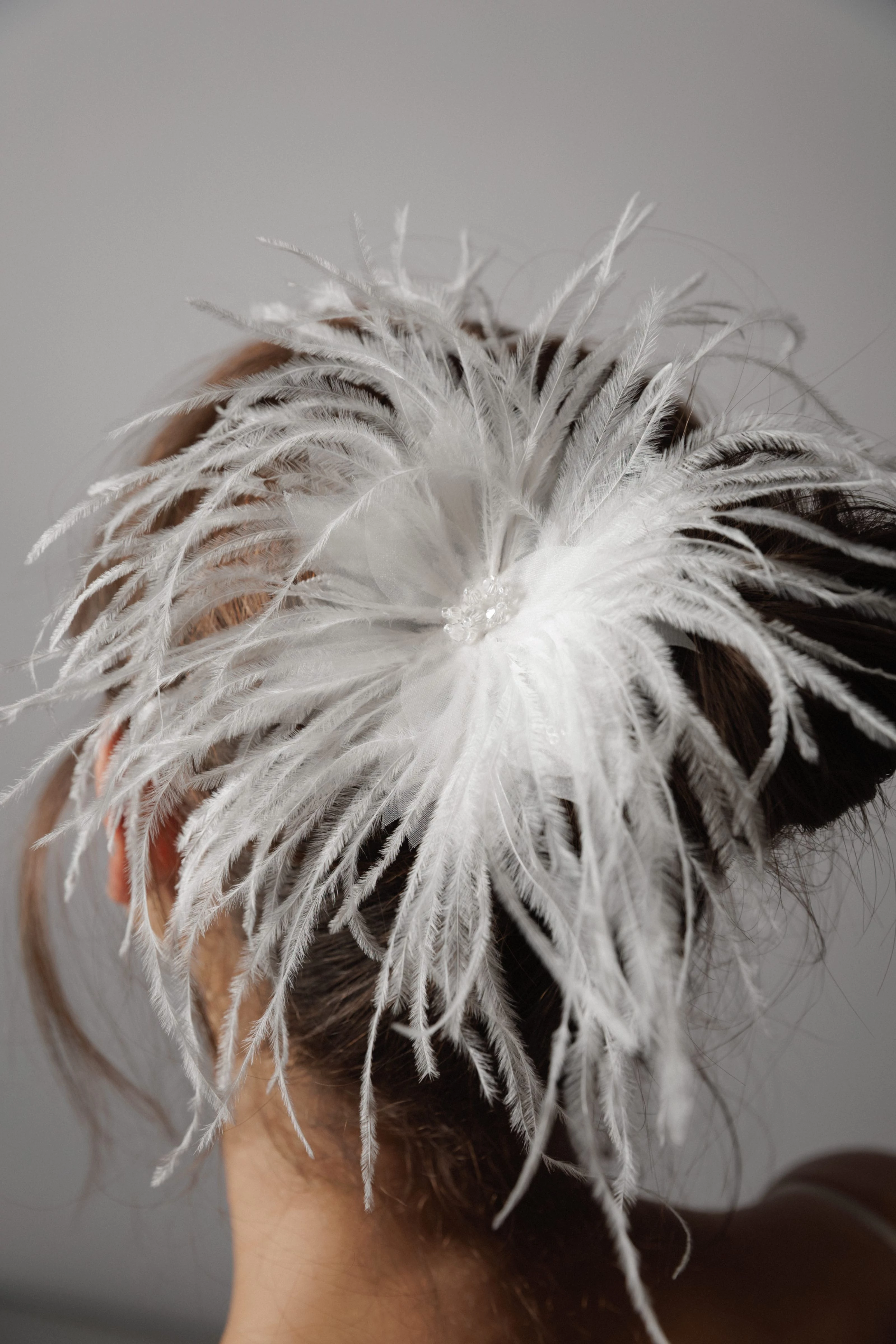 Hairpin with feathers